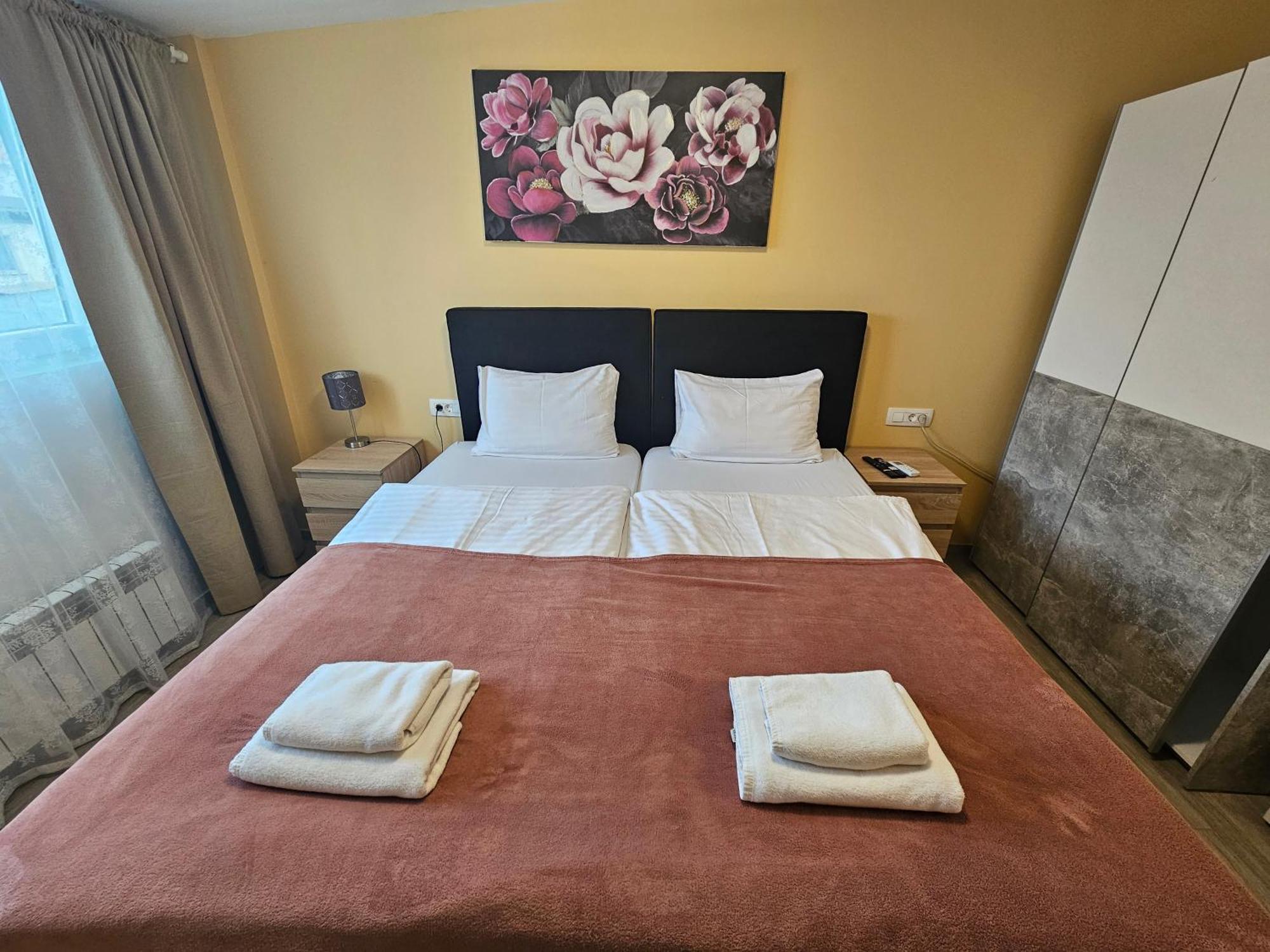 Royal Apartments & Rooms Zagreb Exterior photo